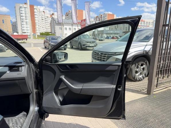 Skoda Rapid I с пробегом 2016 года, цена 930 000 рублей, 134675 км, лифтбек, Автокод Объявления