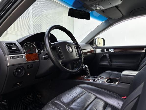 Volkswagen Touareg I с пробегом 2006 года, цена 845 000 рублей, 305000 км, внедорожник, Автокод Объявления