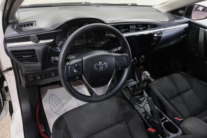 Toyota Corolla XI (E160 E170 E180) с пробегом 2013 года, цена 1 099 000 рублей, 196500 км, седан, Автокод Объявления