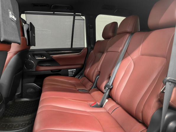 Lexus LX III Рестайлинг 2 с пробегом 2016 года, цена 8 500 000 рублей, 77324 км, внедорожник, Автокод Объявления