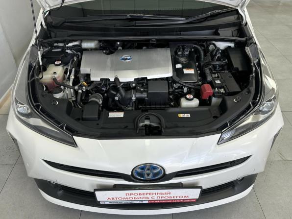 Toyota Prius IV (XW50) с пробегом 2019 года, цена 2 150 000 рублей, 76115 км, лифтбек, Автокод Объявления