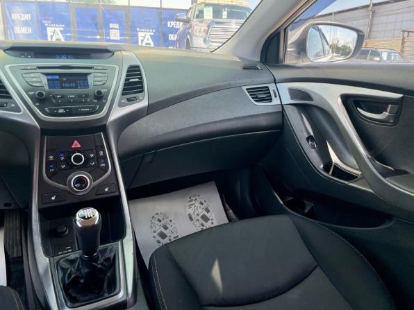Hyundai Elantra V (MD) Рестайлинг с пробегом 2015 года, цена 900 000 рублей, 177700 км, седан, Автокод Объявления