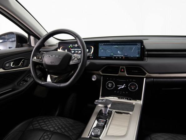 Exeed TXL I Рестайлинг с пробегом 2023 года, цена 2 620 000 рублей, 4000 км, внедорожник, Автокод Объявления