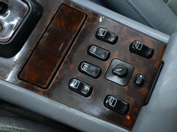 Mercedes-Benz M-Класс I (W163) с пробегом 2000 года, цена 709 900 рублей, 232000 км, внедорожник, Автокод Объявления