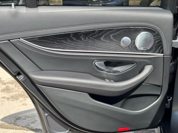 Mercedes-Benz E-Класс V (W213 S213 C238) с пробегом 2018 года, цена 4 330 000 рублей, 111826 км, седан, Автокод Объявления