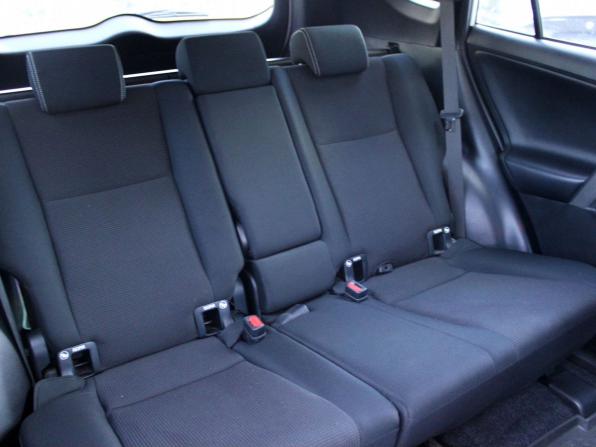 Toyota RAV4 IV (XA40) Рестайлинг с пробегом 2019 года, цена 2 675 000 рублей, 95100 км, внедорожник, Автокод Объявления