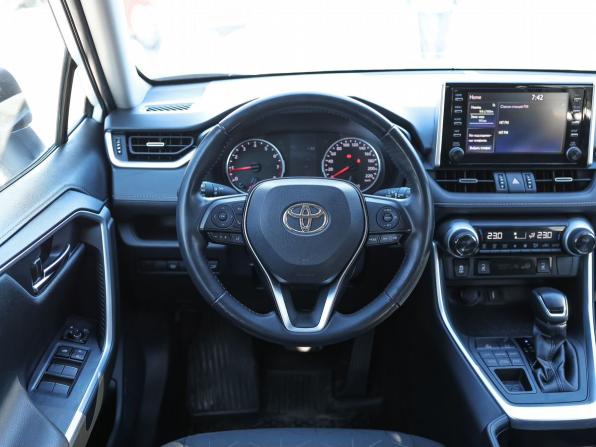 Toyota RAV4 V (XA50) с пробегом 2020 года, цена 2 499 000 рублей, 198821 км, внедорожник, Автокод Объявления