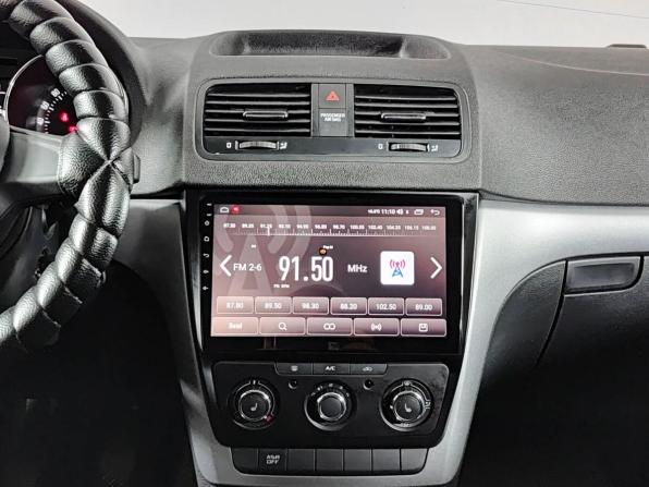 Skoda Yeti I Рестайлинг с пробегом 2015 года, цена 1 175 000 рублей, 160000 км, внедорожник, Автокод Объявления