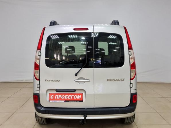 Renault Kangoo II Рестайлинг с пробегом 2013 года, цена 600 000 рублей, 196347 км, компактвэн, Автокод Объявления