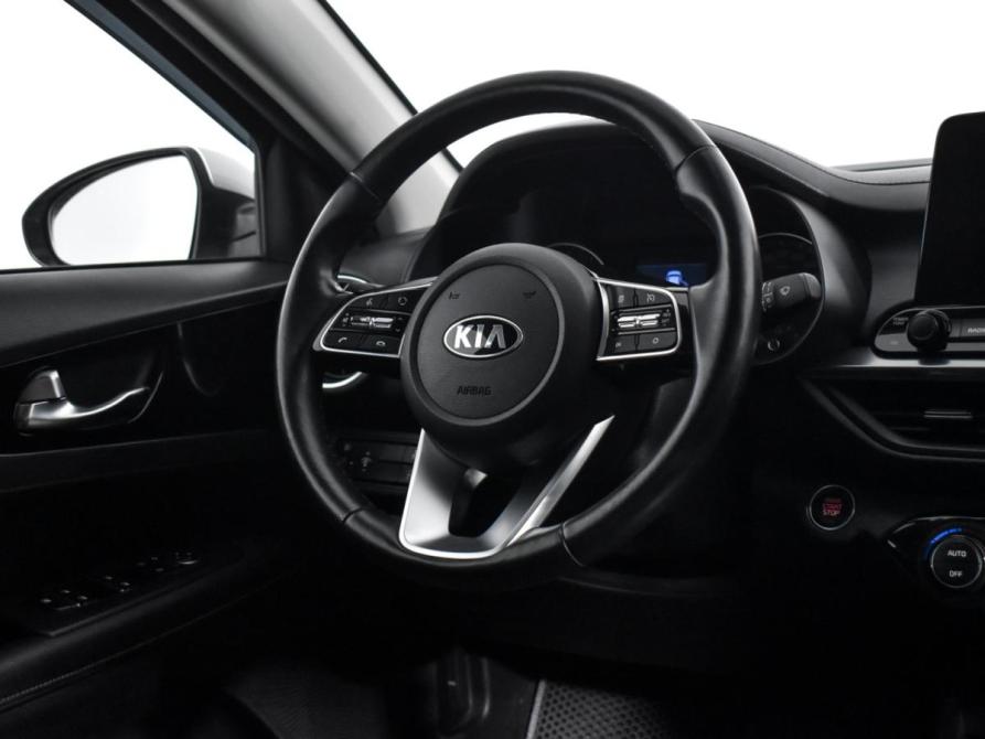 Kia Cerato IV Санкт-Петербург  - изображение 16