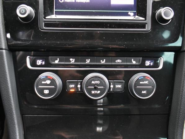Volkswagen Golf VII с пробегом 2013 года, цена 1 399 000 рублей, 111000 км, хэтчбек, Автокод Объявления