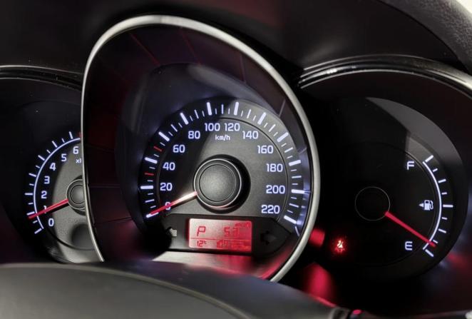 Kia Rio III Рестайлинг с пробегом 2016 года, цена 1 190 000 рублей, 106290 км, хэтчбек, Автокод Объявления