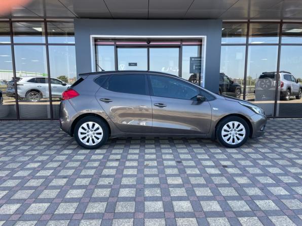 Kia Ceed II с пробегом 2015 года, цена 799 000 рублей, 188308 км, хэтчбек, Автокод Объявления