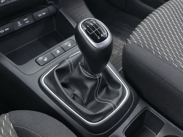 Kia Rio IV с пробегом 2018 года, цена 1 189 000 рублей, 137615 км, хэтчбек, Автокод Объявления