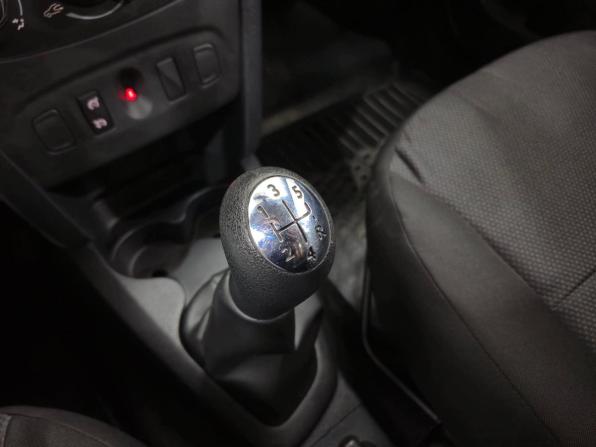 Renault Sandero II Рестайлинг с пробегом 2018 года, цена 870 000 рублей, 91551 км, хэтчбек, Автокод Объявления