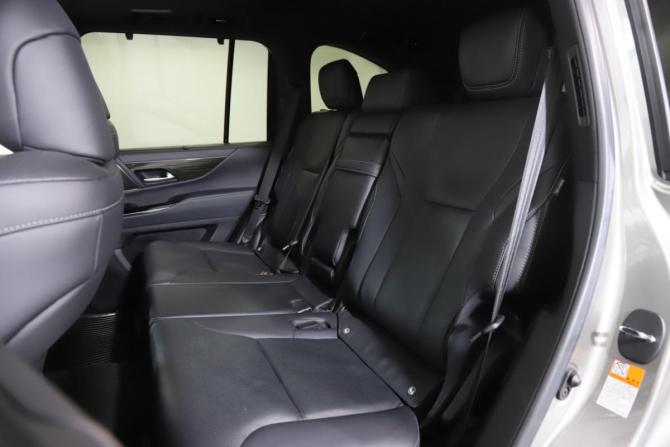 Lexus LX IV с пробегом 2023 года, цена 15 300 000 рублей, 37182 км, внедорожник, Автокод Объявления