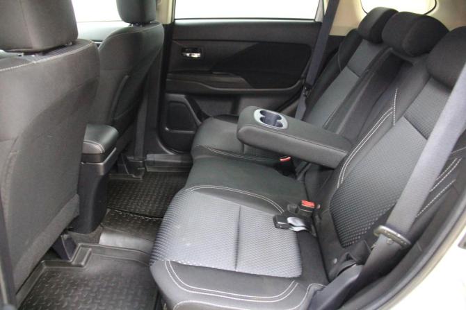 Mitsubishi Outlander III Рестайлинг 3 с пробегом 2020 года, цена 2 326 400 рублей, 82024 км, внедорожник, Автокод Объявления