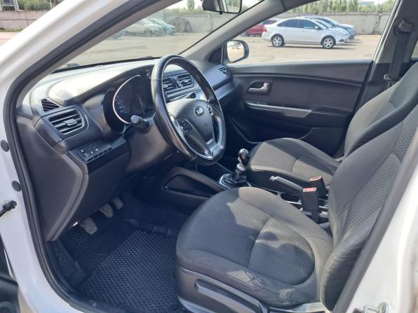 Kia Rio III Рестайлинг с пробегом 2016 года, цена 665 000 рублей, 282293 км, седан, Автокод Объявления