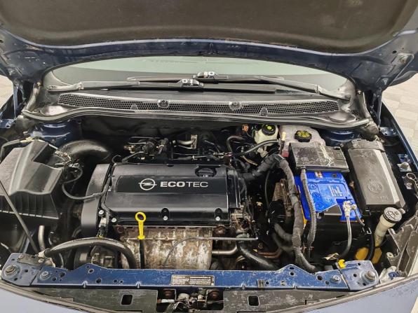 Opel Astra J с пробегом 2010 года, цена 629 000 рублей, 227473 км, хэтчбек, Автокод Объявления