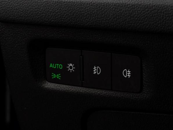 Skoda Octavia IV (A8) с пробегом 2021 года, цена 2 749 000 рублей, 37949 км, лифтбек, Автокод Объявления