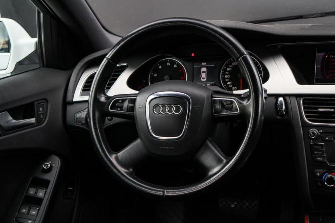 Audi A4 IV (B8) с пробегом 2011 года, цена 1 080 000 рублей, 209490 км, седан, Автокод Объявления