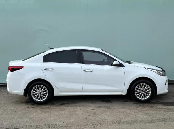 Kia Rio IV с пробегом 2020 года, цена 1 265 000 рублей, 206000 км, седан, Автокод Объявления