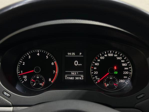 Volkswagen Jetta VI с пробегом 2013 года, цена 910 000 рублей, 177000 км, седан, Автокод Объявления