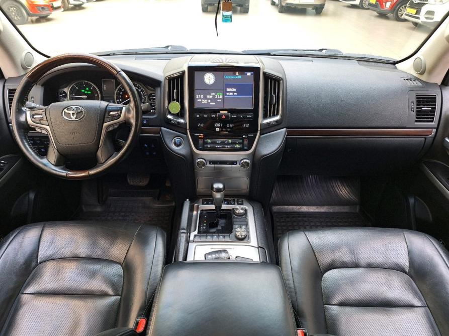 Toyota Land Cruiser 200 Series Рестайлинг 2 Челябинск  - изображение 10