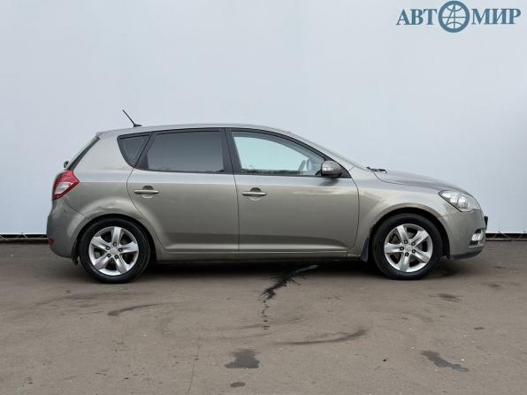 Kia Ceed I Рестайлинг с пробегом 2012 года, цена 475 000 рублей, 326301 км, хэтчбек, Автокод Объявления