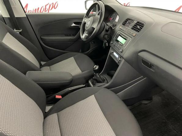 Volkswagen Polo V с пробегом 2015 года, цена 1 025 000 рублей, 70965 км, седан, Автокод Объявления