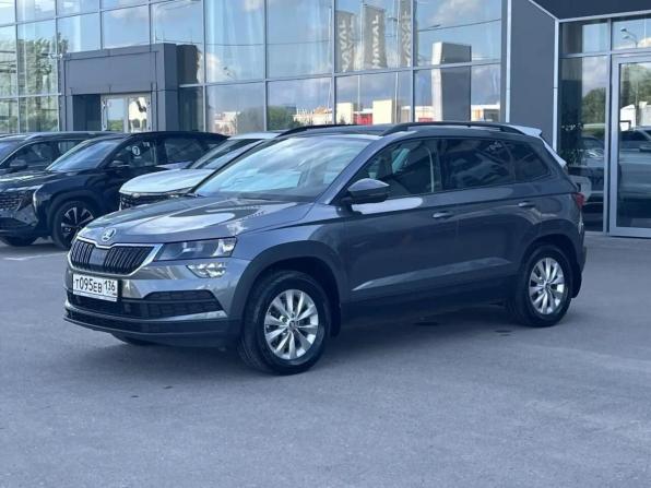 Skoda Karoq I с пробегом 2020 года, цена 2 898 000 рублей, 35068 км, внедорожник, Автокод Объявления
