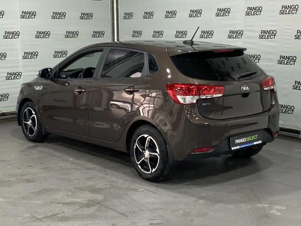 Kia Rio III Рестайлинг с пробегом 2017 года, цена 1 109 000 рублей, 104000 км, хэтчбек, Автокод Объявления
