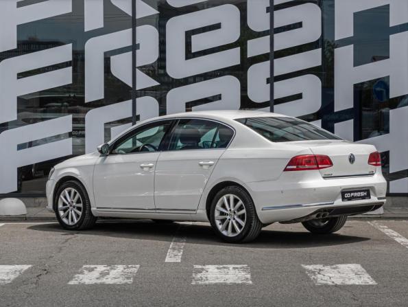 Volkswagen Passat B7 с пробегом 2011 года, цена 1 474 000 рублей, 102479 км, седан, Автокод Объявления