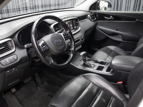 Kia Sorento III Prime Рестайлинг с пробегом 2018 года, цена 2 198 000 рублей, 272443 км, внедорожник, Автокод Объявления