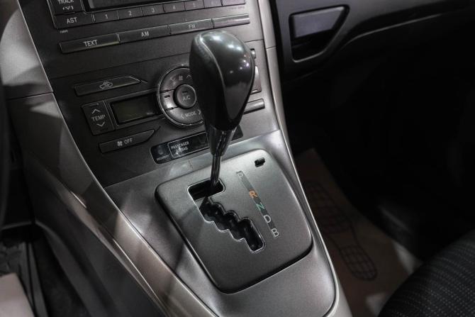 Toyota Auris I с пробегом 2007 года, цена 749 000 рублей, 180000 км, хэтчбек, Автокод Объявления