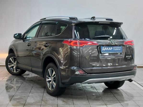 Toyota RAV4 IV (XA40) Рестайлинг с пробегом 2018 года, цена 2 390 000 рублей, 143000 км, внедорожник, Автокод Объявления