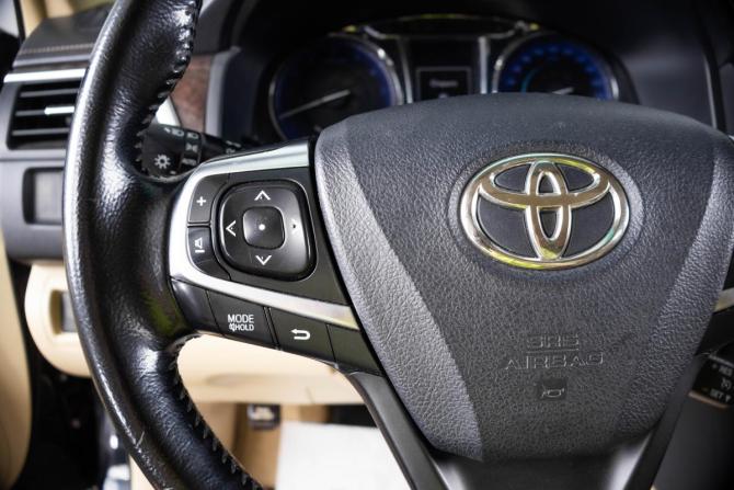 Toyota Camry VII (XV50) Рестайлинг с пробегом 2015 года, цена 1 949 000 рублей, 236835 км, седан, Автокод Объявления