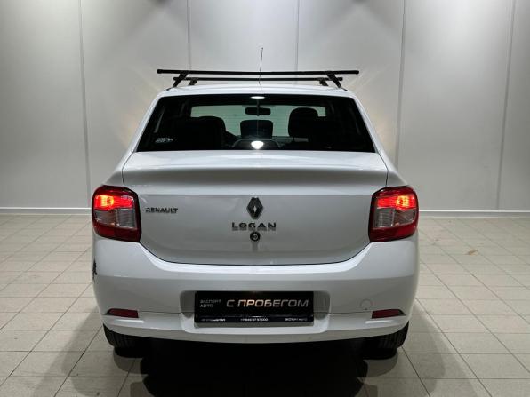 Renault Logan II с пробегом 2017 года, цена 680 000 рублей, 116000 км, седан, Автокод Объявления