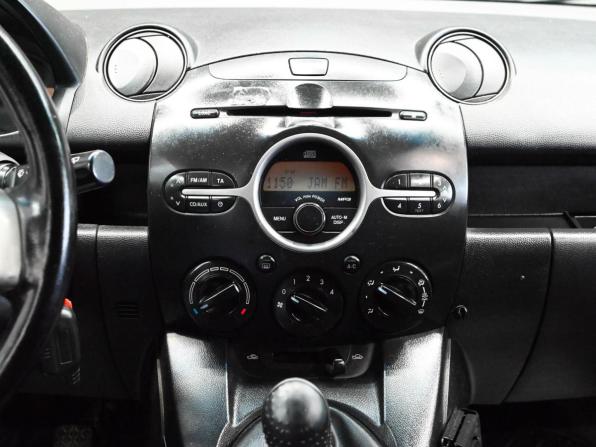Mazda 2 II (DE) с пробегом 2008 года, цена 490 000 рублей, 402677 км, хэтчбек, Автокод Объявления