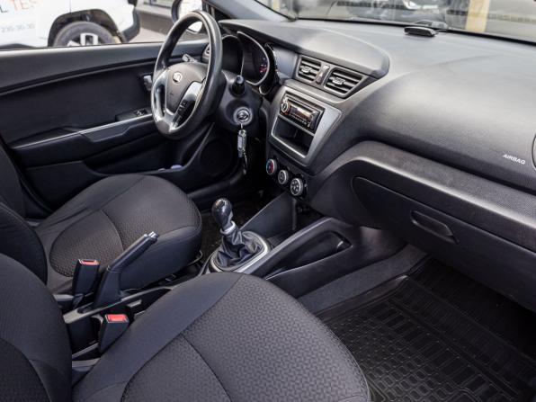 Kia Rio III Рестайлинг с пробегом 2015 года, цена 891 000 рублей, 120000 км, седан, Автокод Объявления