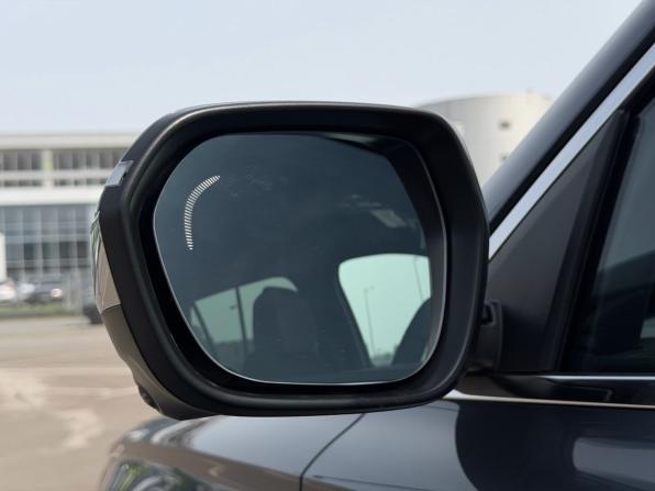 Geely Monjaro I Рестайлинг 2 (China Market) с пробегом 2026 года, цена 4 200 000 рублей, 25 км, внедорожник, Автокод Объявления