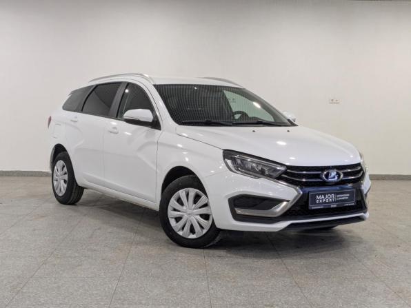 Lada (ВАЗ) Vesta I Рестайлинг (NG) с пробегом 2024 года, цена 1 600 000 рублей, 46317 км, универсал, Автокод Объявления