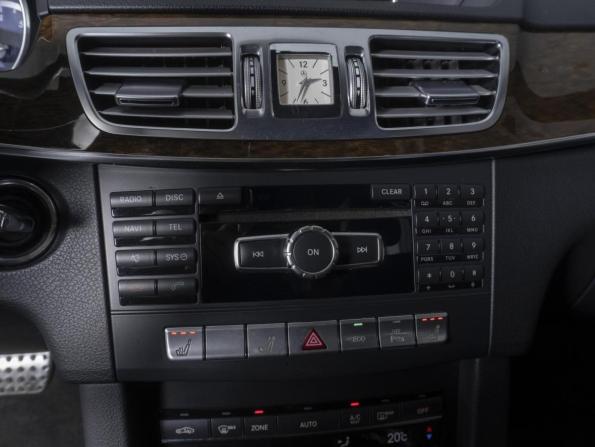 Mercedes-Benz E-Класс IV (W212 S212 C207) Рестайлинг с пробегом 2013 года, цена 2 220 000 рублей, 216131 км, седан, Автокод Объявления