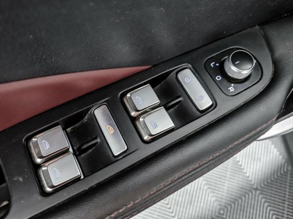 Geely Coolray I с пробегом 2022 года, цена 1 299 000 рублей, 154496 км, внедорожник, Автокод Объявления