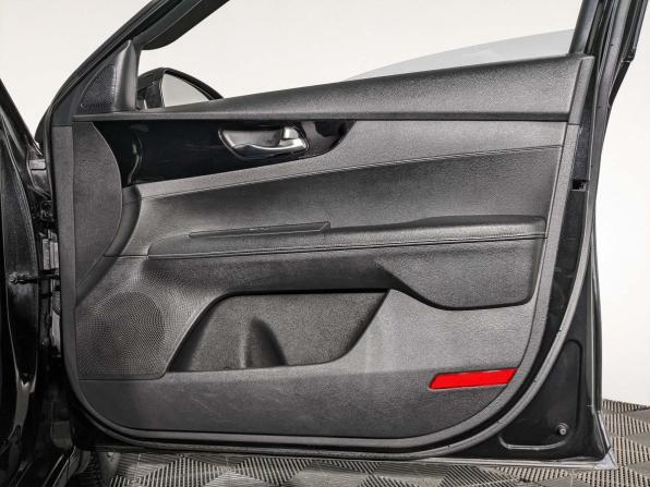 Kia Cerato IV с пробегом 2022 года, цена 1 920 000 рублей, 76596 км, седан, Автокод Объявления
