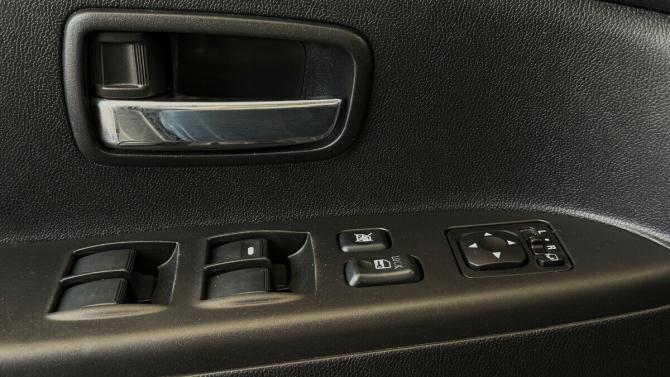 Mitsubishi ASX I Рестайлинг с пробегом 2012 года, цена 1 100 000 рублей, 211256 км, внедорожник, Автокод Объявления