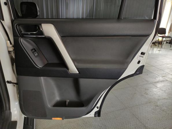Toyota Land Cruiser Prado 150 Series с пробегом 2011 года, цена 2 590 000 рублей, 196530 км, внедорожник, Автокод Объявления