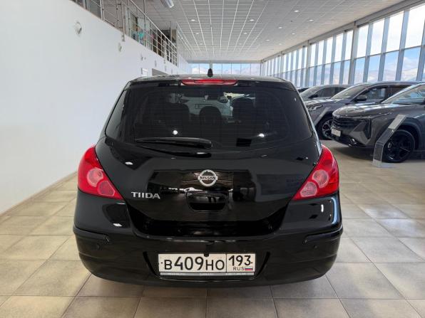 Nissan Tiida I Рестайлинг с пробегом 2011 года, цена 800 000 рублей, 232439 км, хэтчбек, Автокод Объявления