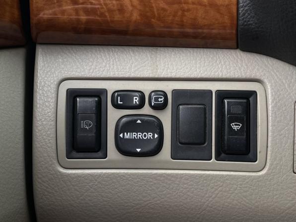 Toyota Avensis II с пробегом 2006 года, цена 580 000 рублей, 353765 км, седан, Автокод Объявления