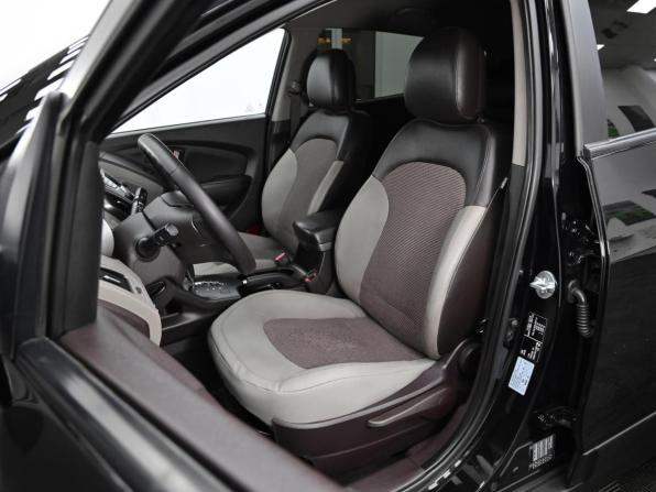 Hyundai ix35 I Рестайлинг с пробегом 2013 года, цена 1 349 000 рублей, 92000 км, внедорожник, Автокод Объявления
